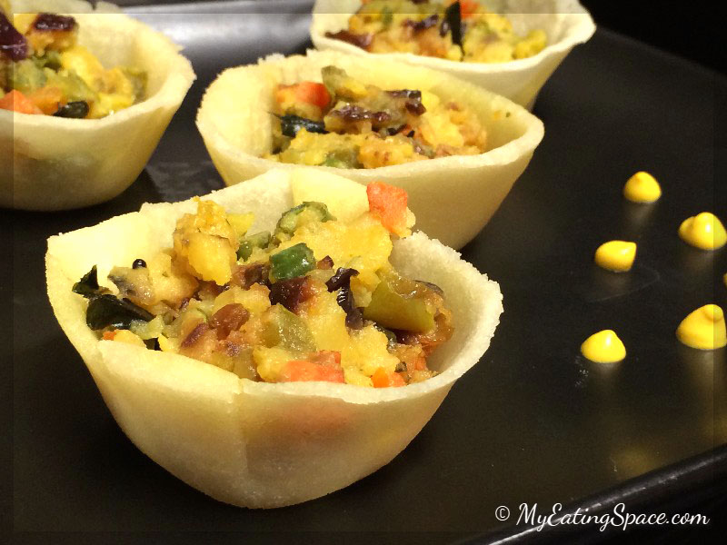 Gluten-free vegetable cups made with rice flour and vegetable fillings. Get the recipe at www.myeatingspace.com