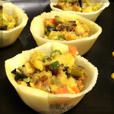 Make a healthy gluten-free vegetable cups with vegetarian filling. This is dairy free also,made with rice flour and spicy vegetable filling