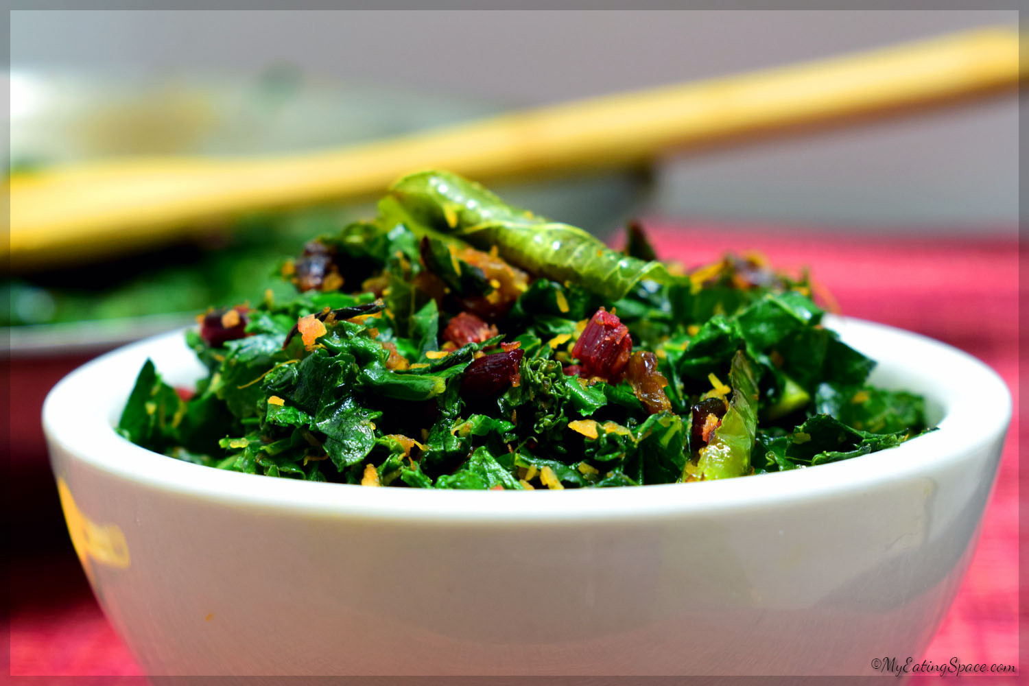 Any vegetarians here? 7-qt Lodge Dutch oven w/ sauteed kale, beets