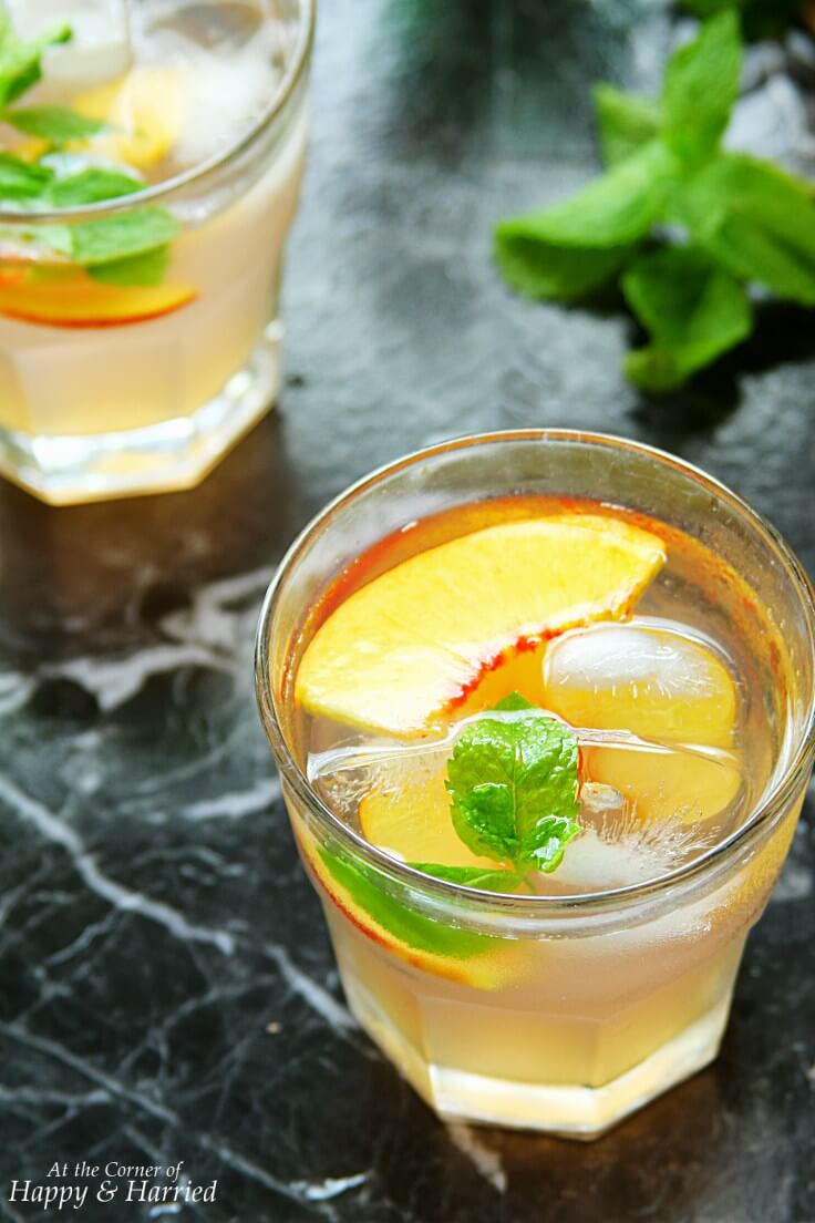 25 homemade summer drinks to keep you hydrated and healthy.