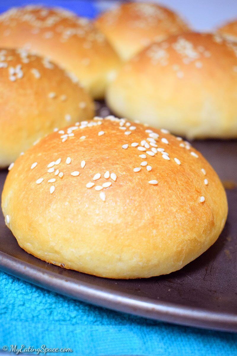 Burger Buns, whether you make hamburgers or serve it plain, these soft and fluffy buns are right enough for big appetites. Homemade makes it more delicious. More recipes at http://myeatingspace.com/