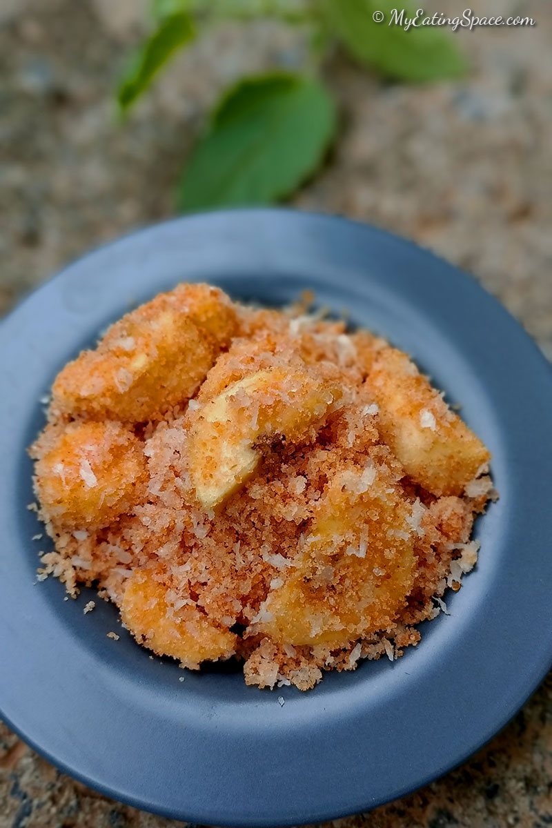Thamukku is a traditional gluten-free snack from Kerala. This sweet snack can be served with or without banana.