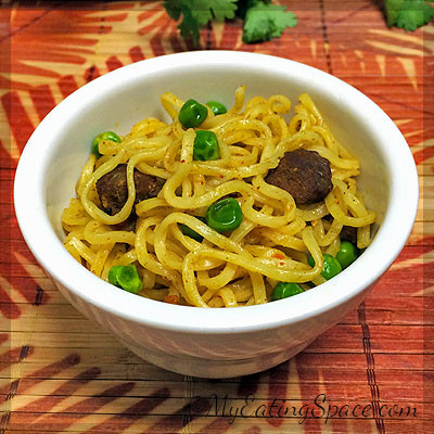 Spicy Beef Noodle Stir-fry is an easy and fast meal made from leftover beef curry and spaghetti noodles. The spices in the beef and green peas make the dish more savory. You can use the recipe to use the thanksgiving leftovers. No additional taste makers are used in the recipe.